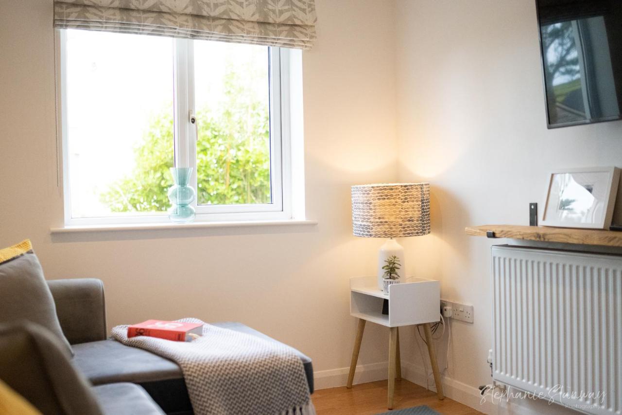 The Lookout, Modern Home From Home, Sleeps 5, With Private Parking & Outside Terrace St Ives Extérieur photo