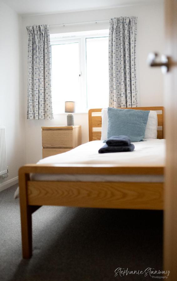 The Lookout, Modern Home From Home, Sleeps 5, With Private Parking & Outside Terrace St Ives Extérieur photo